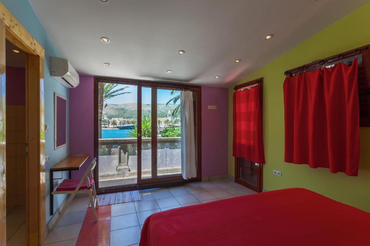Domus Maritima Otel Trogir Oda fotoğraf